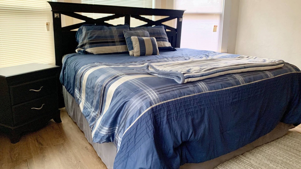 Cimarron House | Historical cozy home just down the canyon from the ski resorts!