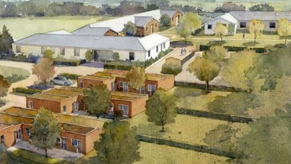 Navestock House | Historical Crown Farm 3BD Gem!