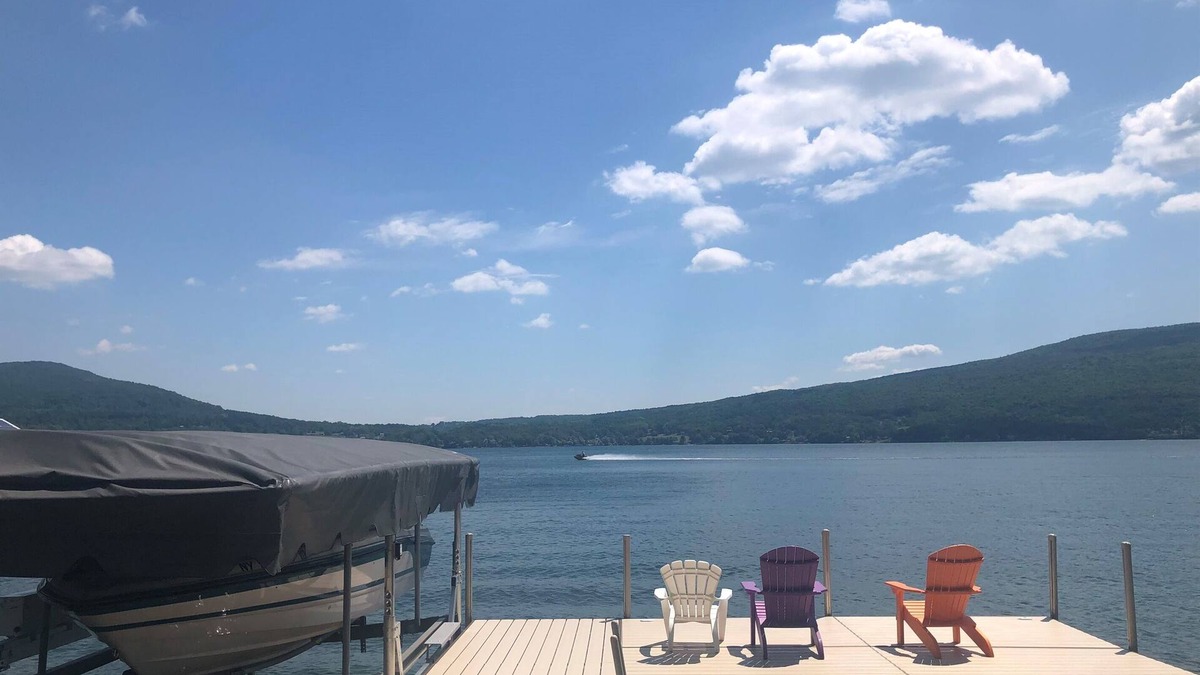 Naples House | Historical | Lake Access | Near Wineries