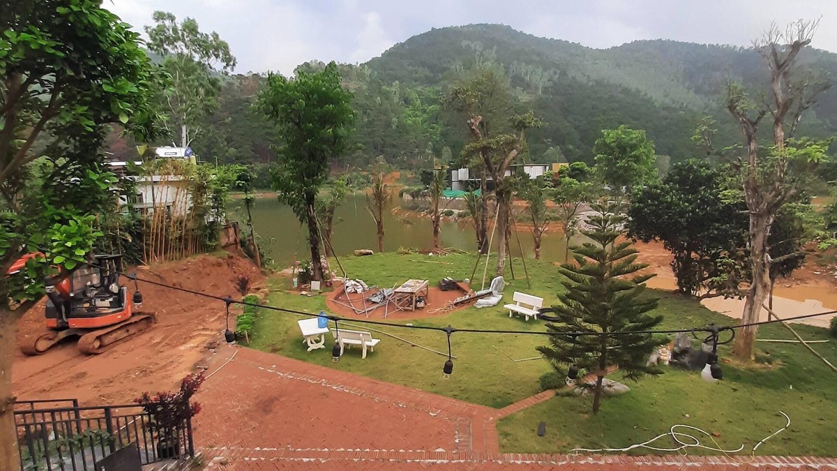 Soc Son House | Ho Dong Do view