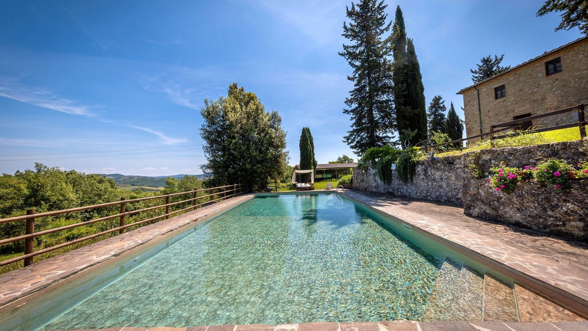 Castelnuovo di Val di Cecina House | Holiday Home 'Podere Le Rote' with Private Pool, Private Garden and Wi-Fi