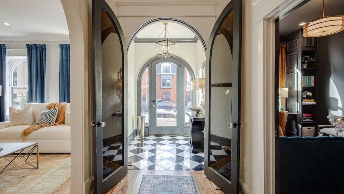 Old Town West House | Hobson Hall - An Old Town Gem!