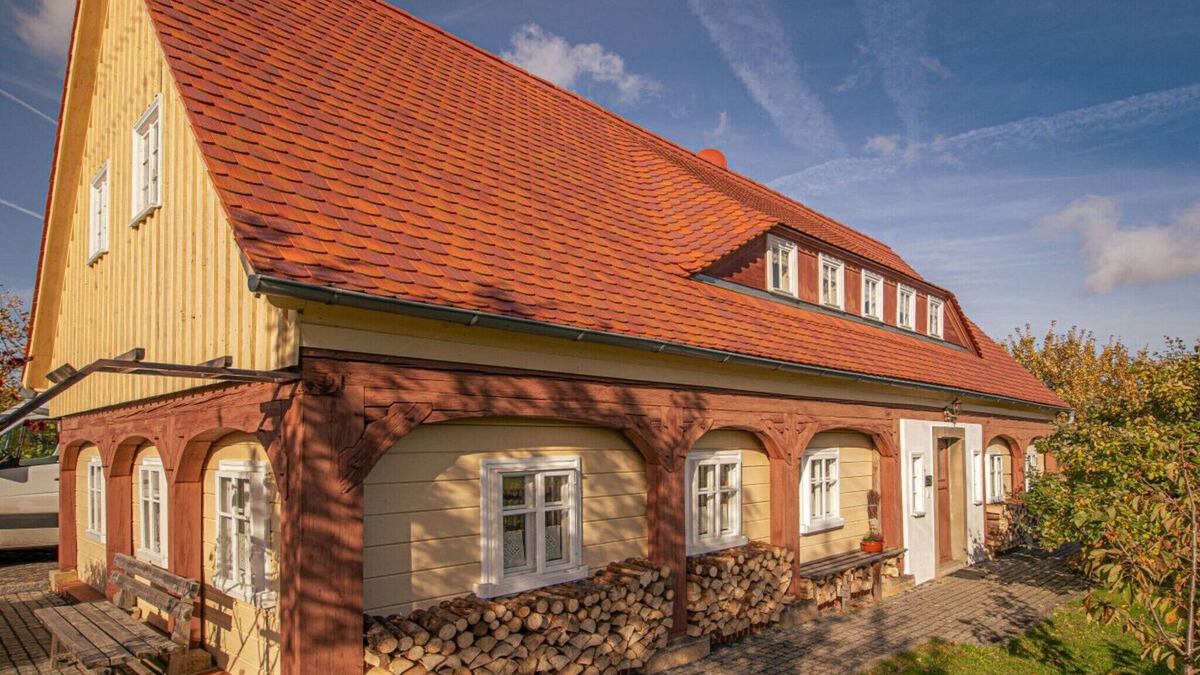 Grossschoenau Apartment | Holiday home Wiesenhäusel