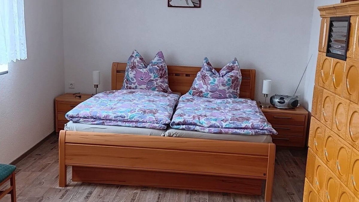 Feldberger Seenlandschaft House | Holiday Home 'Zur Schmiede' with Private Terrace, Private Garden and Balcony