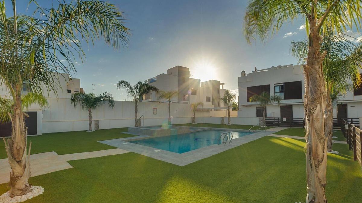 Torre de la Horadada Apartment | Holiday apartment Pilar de la Horadada for 1 - 6 persons with 3 bedrooms - Holiday apartment