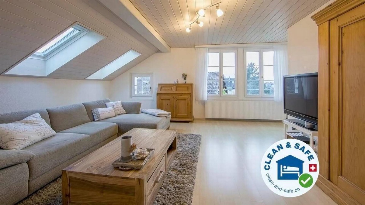 Matten bei Interlaken Apartment | Holiday apartment Matten b. Interlaken for 2 - 4 persons with 3 bedrooms - Holiday apartment in a fa