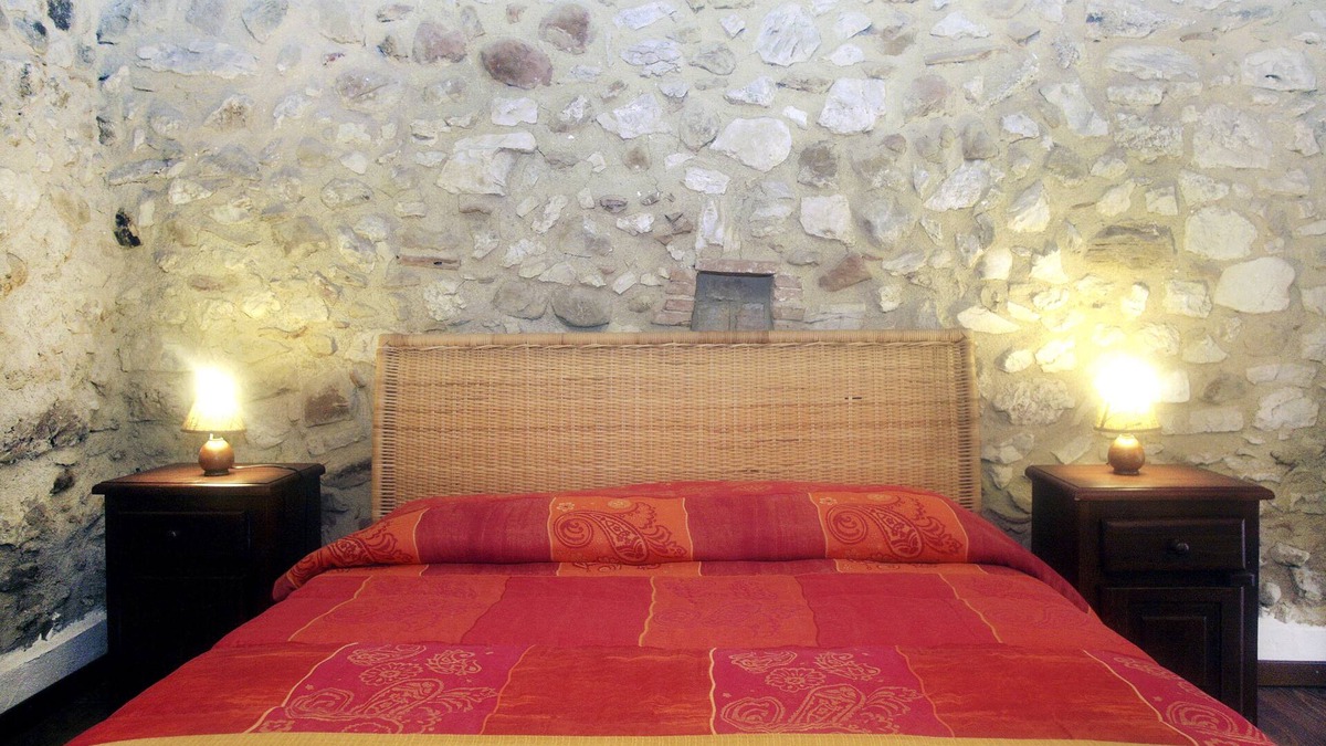 Poggio San Giovanni Apartment | Holiday apartment in the mountains and lake in a period house in the medieval village I Cardi
