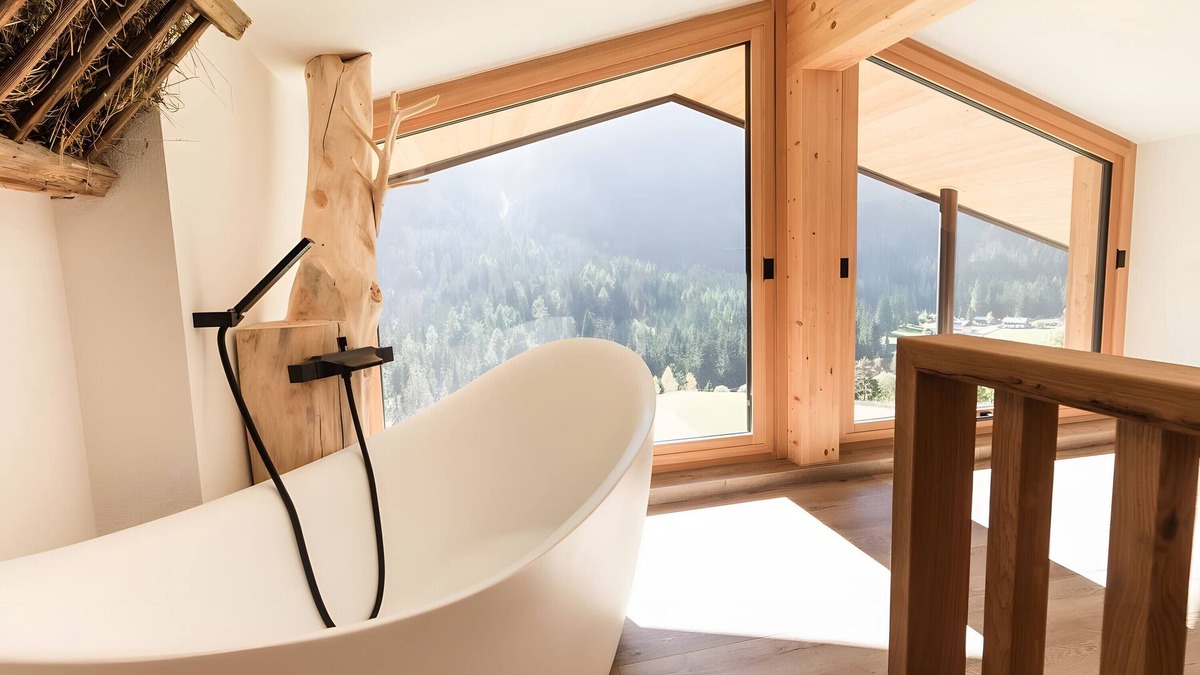 Selva dei Molini Apartment | Holiday Apartment 'Chalet-Suite Panorama' with Mountain View, Private Terrace and Wi-Fi