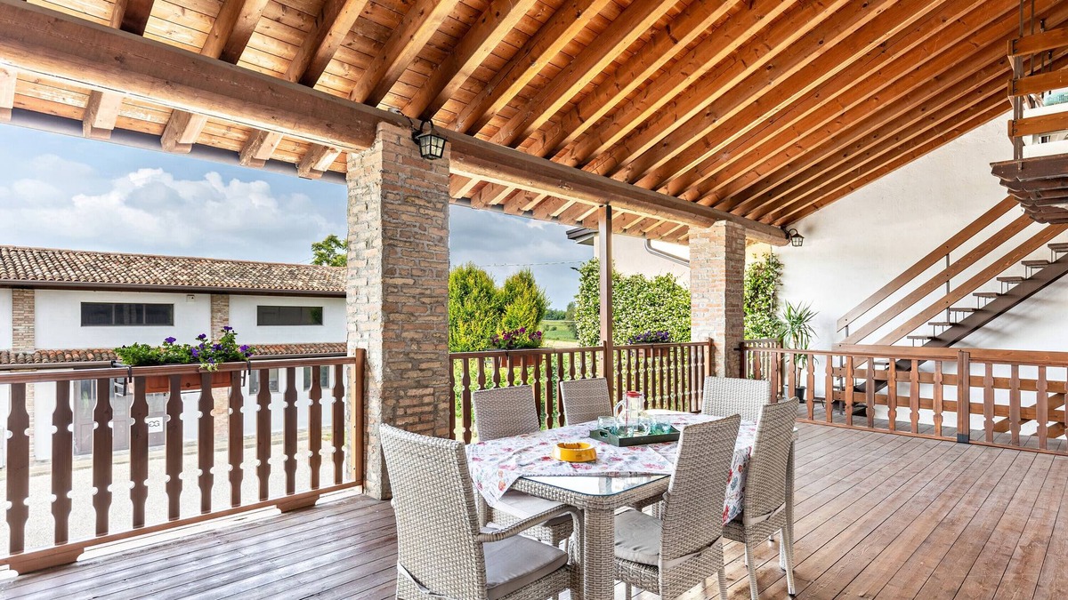 Lonato del Garda Apartment | Holiday Apartment "Cascina Raperonzolo" with Private Terrace, A/C & Wi-Fi