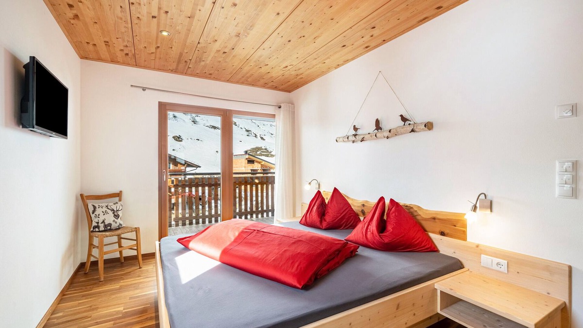 Plan Apartment | Holiday Apartment "Enzian" on a Mountain Farm with Balcony, Garden and Sauna