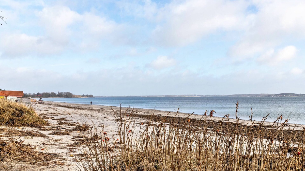 Rude Apartment | Holiday Apartment Rüde-Mühle with Private Terrace, Private Garden and Wi-Fi