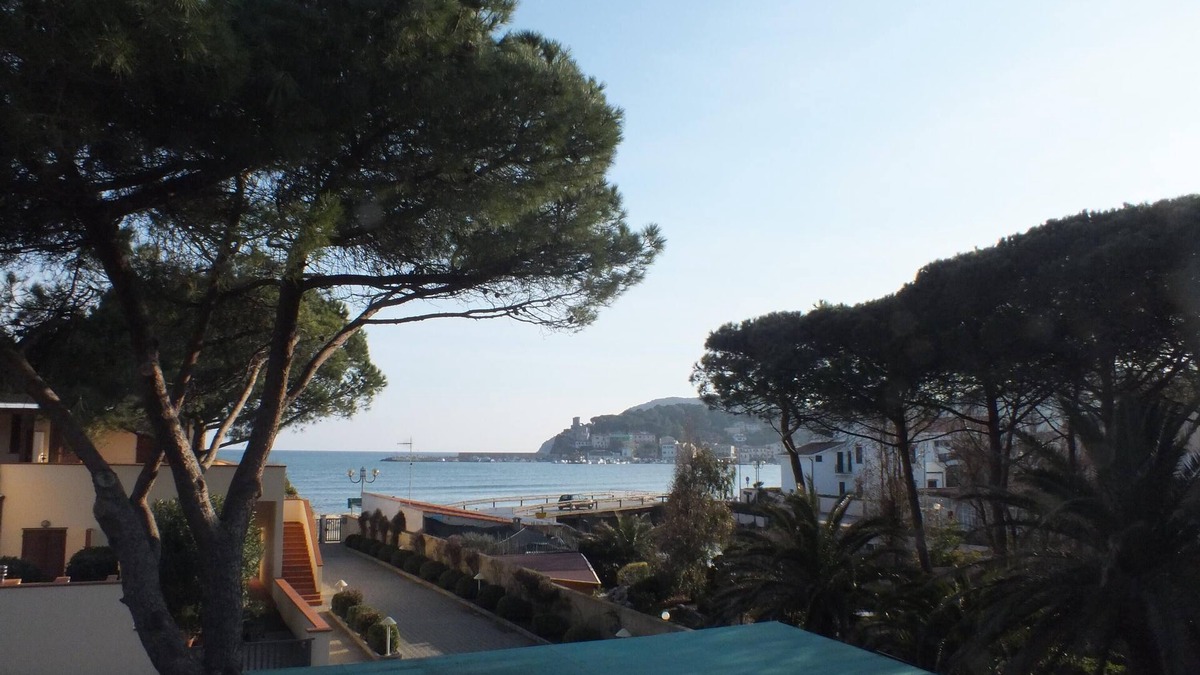 Marina di Campo Apartment | Holiday Apartment "Golden River 8" with Sea View