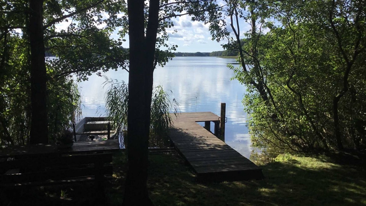 Wokuhl-Dabelow Apartment | Holiday apartment with fishing boat in Herzwolde (81527) - Holiday apartment in Herzwolde