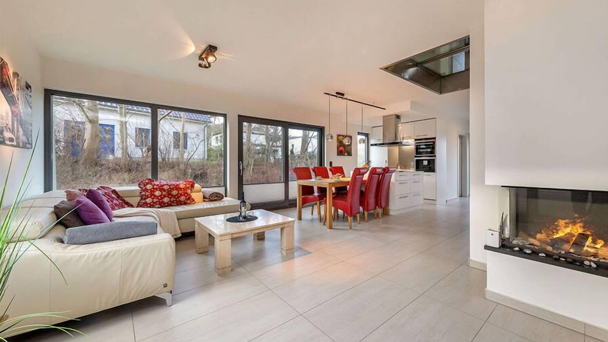 Juliusruh Apartment | Holiday Apartment 1 Comfortable Vacation Home