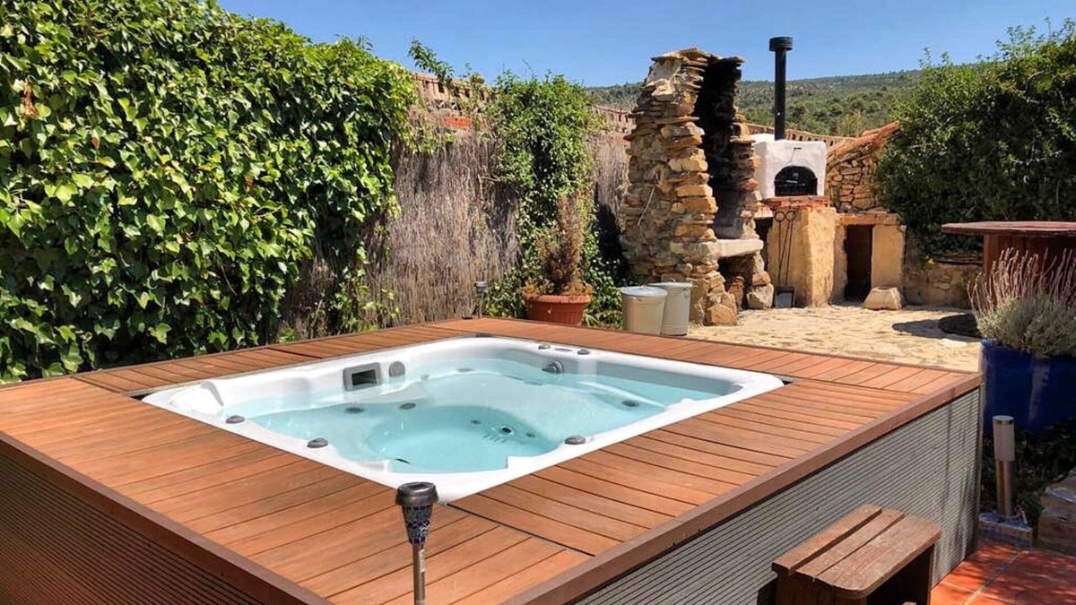 La Cuevarruz Apartment | Holiday Apartment "Casa de los Sueños - Balconet" with Shared Pool & Wi-Fi