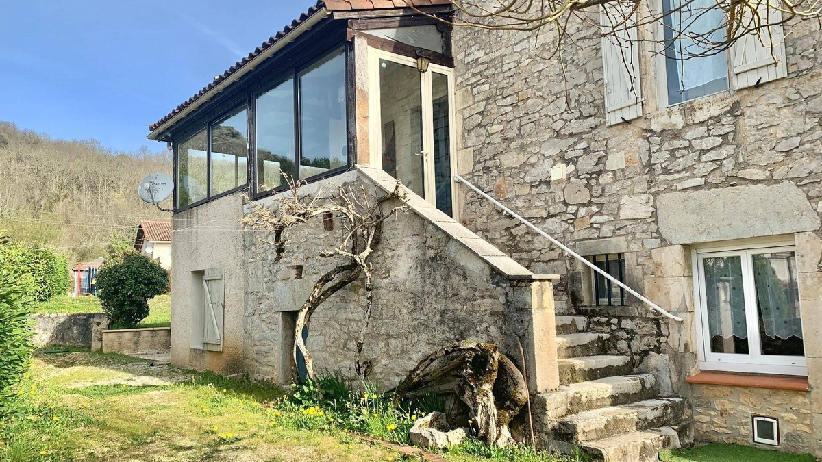 Saint-Gery Apartment | Holiday apartment Conduché for 1 - 5 persons with 2 bedrooms - Row house
