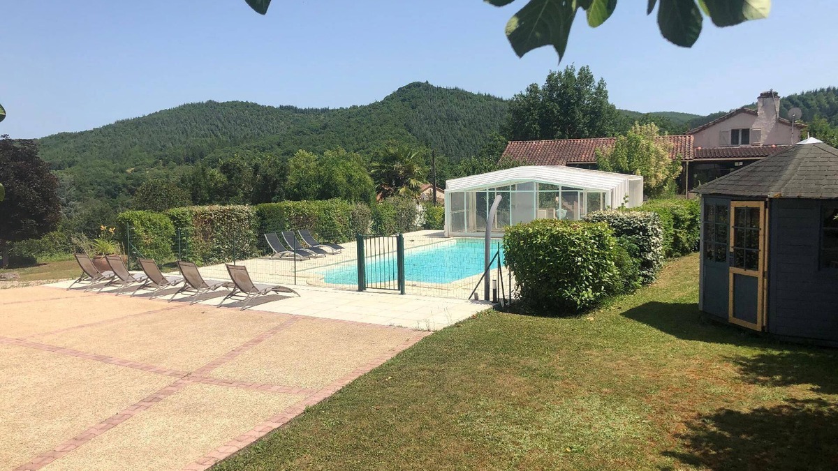 Saint-Gery Apartment | Holiday apartment Conduché for 1 - 10 persons with 4 bedrooms - Row house
