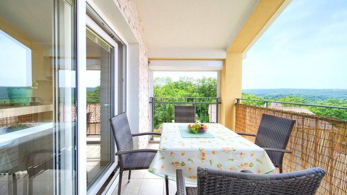 Soline Apartment | Holiday apartment Dobrinj for 1 - 5 persons with 2 bedrooms - Holiday apartment in one or multi-fami