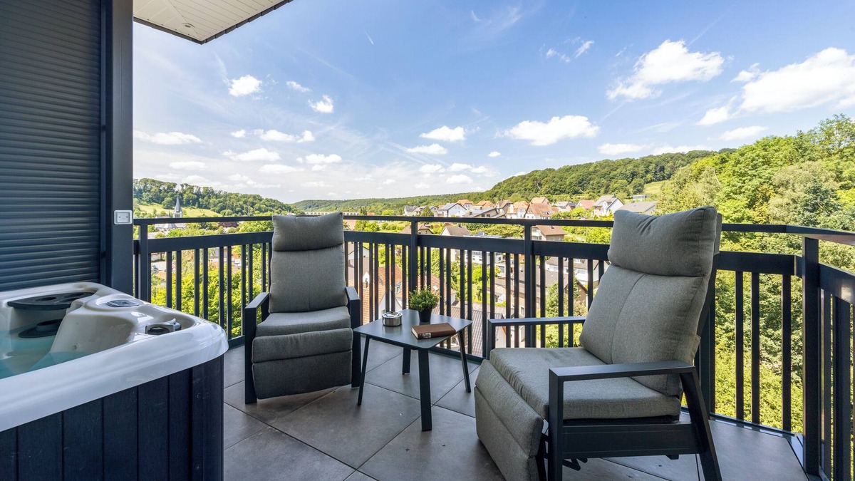 Altenbeken Apartment | Holiday Apartment "Egge Resort 7b" with Balcony, Whirlpool and Sauna