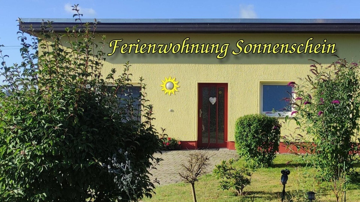 Preetz House | Holiday Apartment 'Ferienhaus Sonnenschein' with Private Terrace, Private Garden and Wi-Fi
