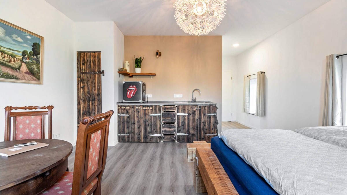 St. Annen Apartment | Holiday Apartment 'Gutgemacht' with Shared Terrace, Garden and Wi-Fi