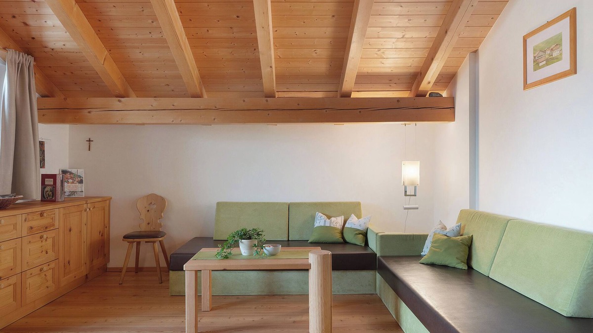Campolasta Apartment | Holiday Apartment 'Garmesegghof' with Mountain View, Shared Garden and Wi-Fi