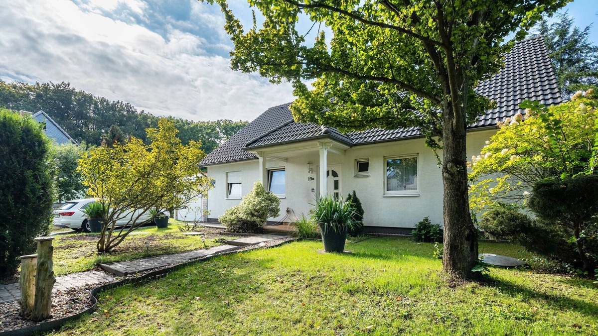 Felixsee Apartment | Holiday Apartment in a Rural Area with Balcony and Wi-Fi