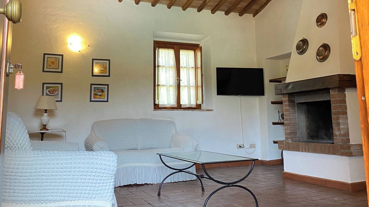 San Macario In Monte Apartment | Holiday Apartment 'Agriturismo Il Canneto' with Shared Pool & Wi-Fi