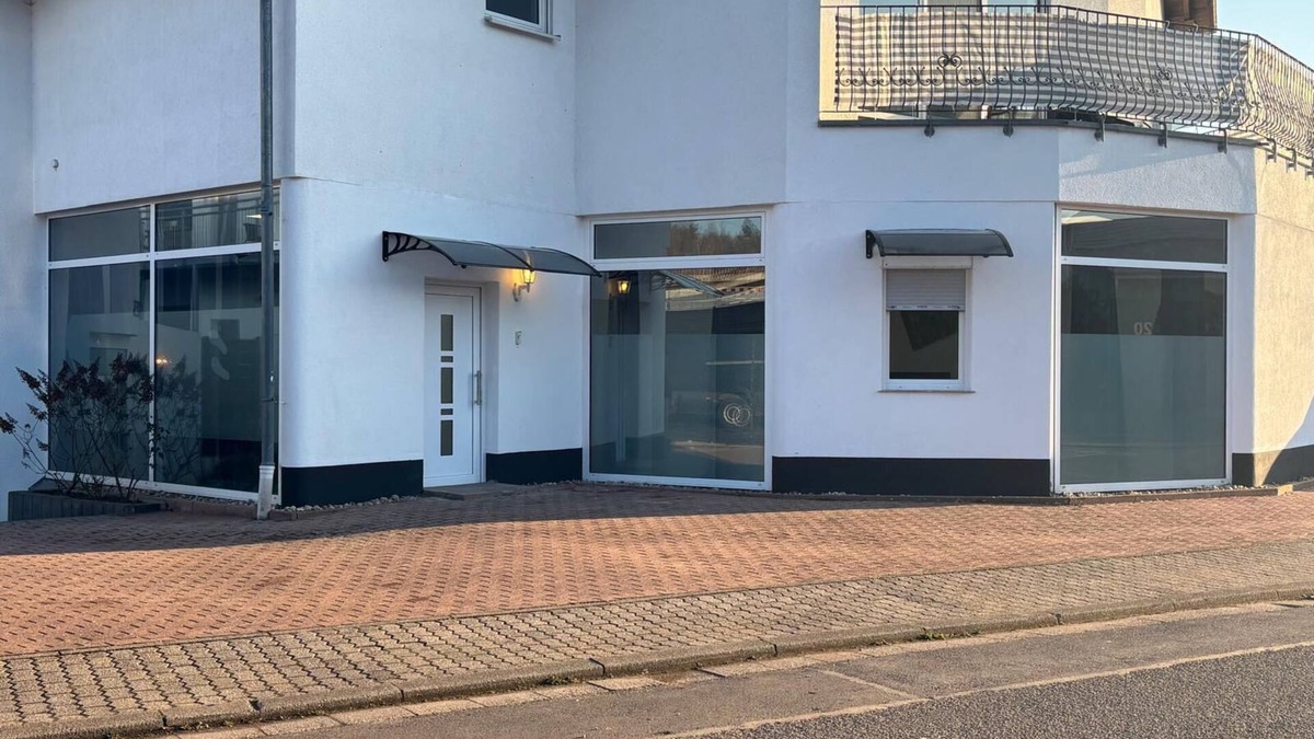 Beckingen Apartment | Holiday Apartment 'Menzel' with Wi-Fi