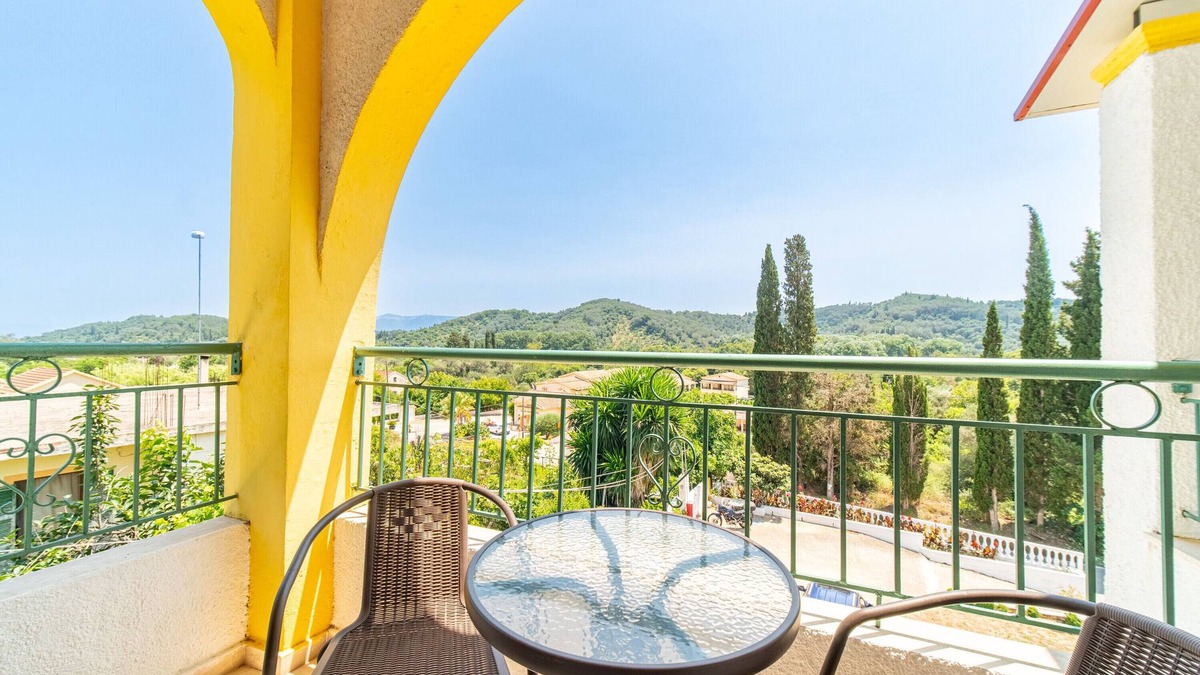 Sidari Apartment | Holiday Apartment "Mercury 2" with Mountain View, Balcony & Wi-Fi