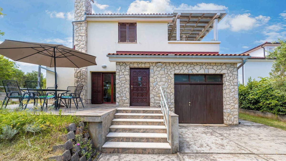 Silo Apartment | Holiday apartment mit Klimaanlage und Terrasse