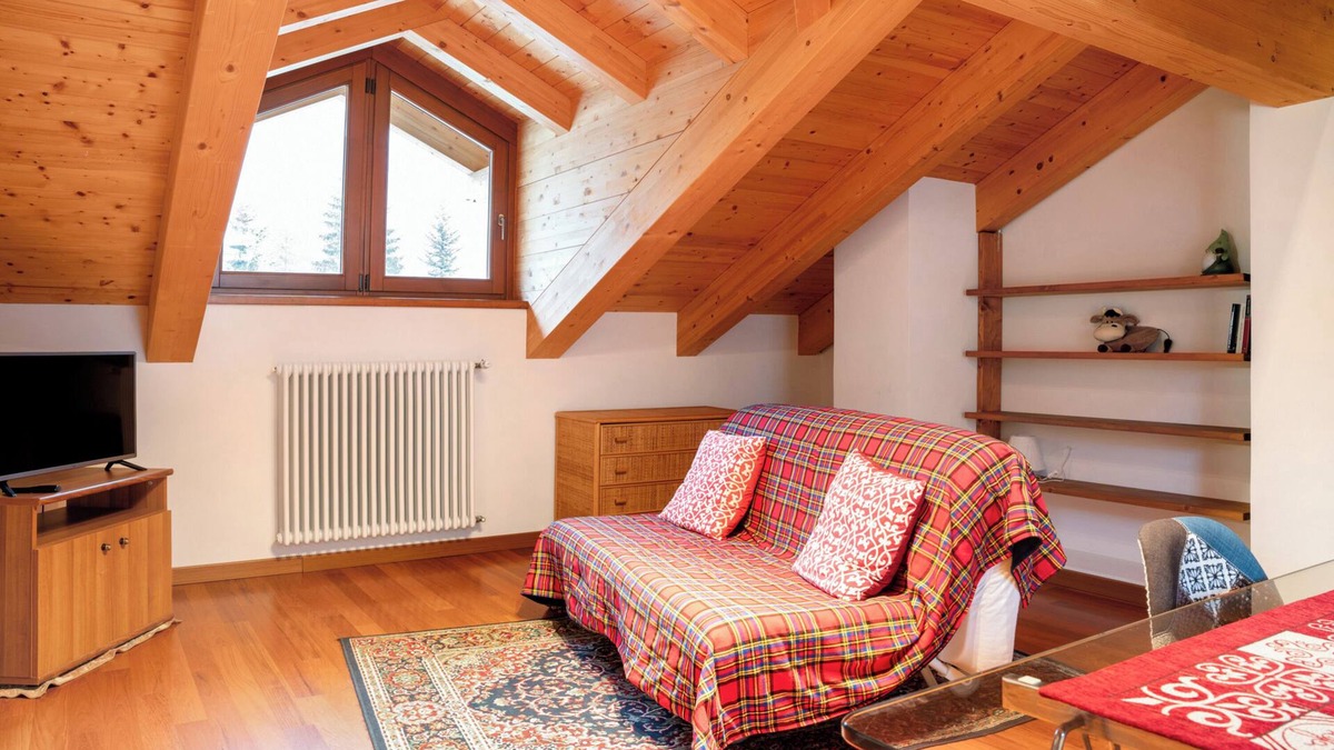 Acceglio Apartment | Holiday Apartment "Residence Chalet Provenzale" with Mountain View