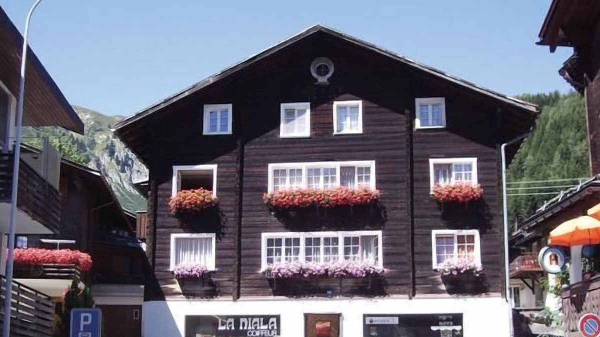 Sedrun Apartment | Holiday apartment Sedrun for 1 - 4 persons with 2 bedrooms - Holiday apartment