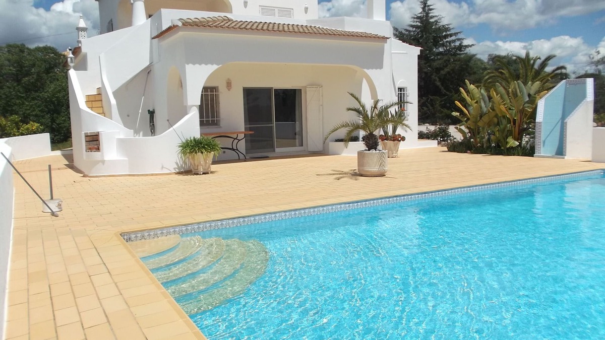 Lagoa e Carvoeiro Apartment | Holiday apartment with private Swimming pool