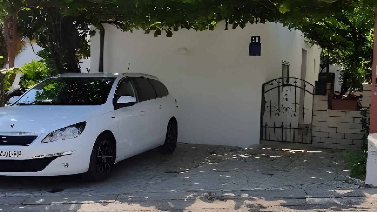 Brulo Apartment | Holiday apartment with a balcony