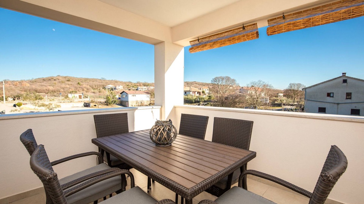 Poljica Apartment | Holiday apartment with air conditioning and WLAN