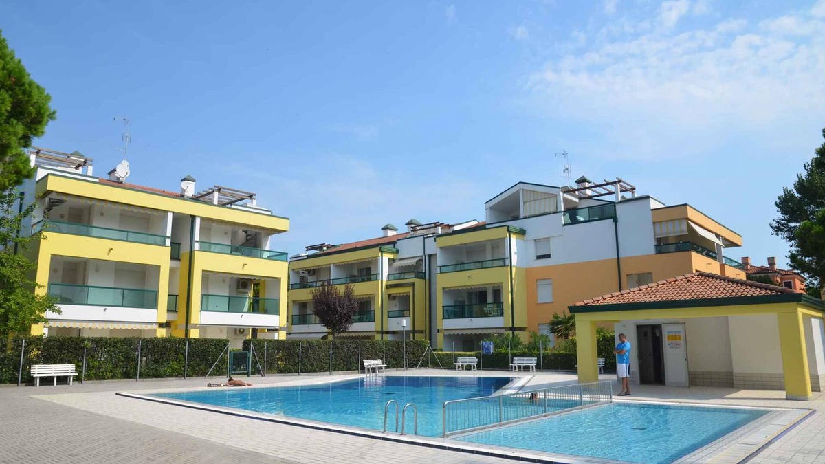 Bibione Lido del Sole Apartment | Holiday apartment with balcony and air conditioning