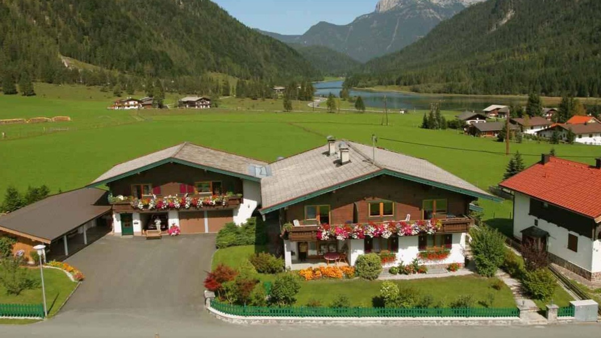St. Ulrich Am Pillersee Apartment | Holiday apartment in a quiet location