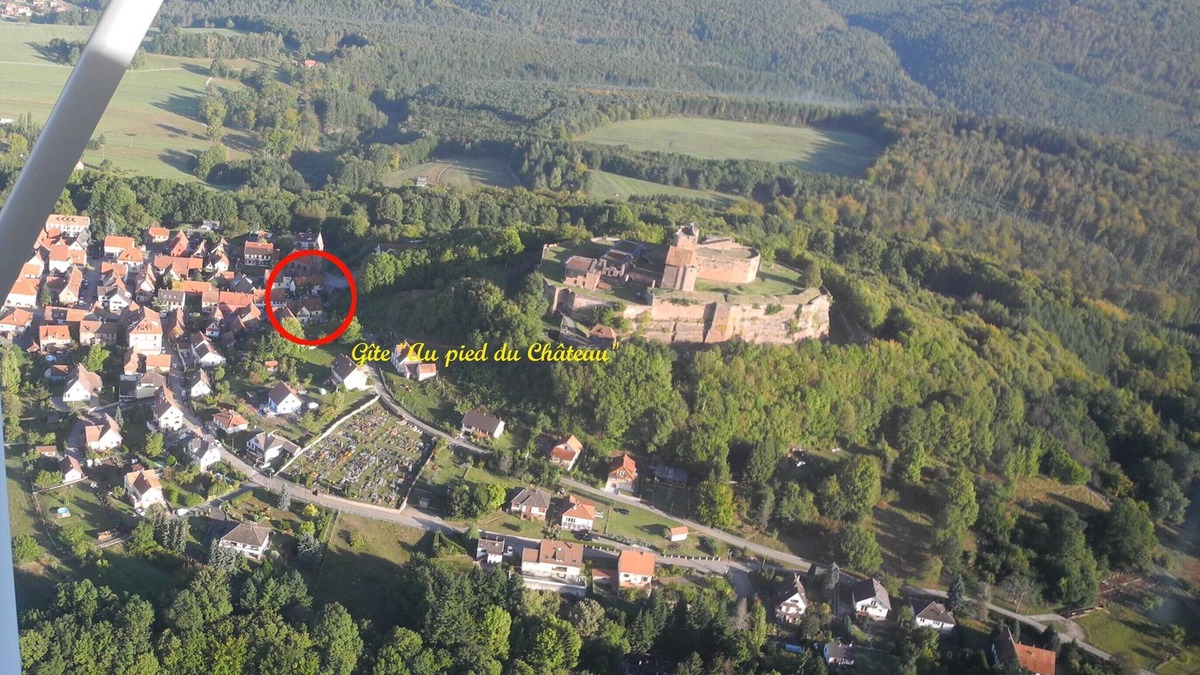 Lichtenberg House | holiday cottages at the foot of the castle of Lichtenberg Castle of the thirteenth century.
