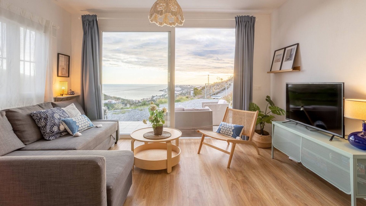 Itrabo Apartment | Holiday Estudio- Casita Las Golondrinas with Sea View, Pool & Wi-Fi