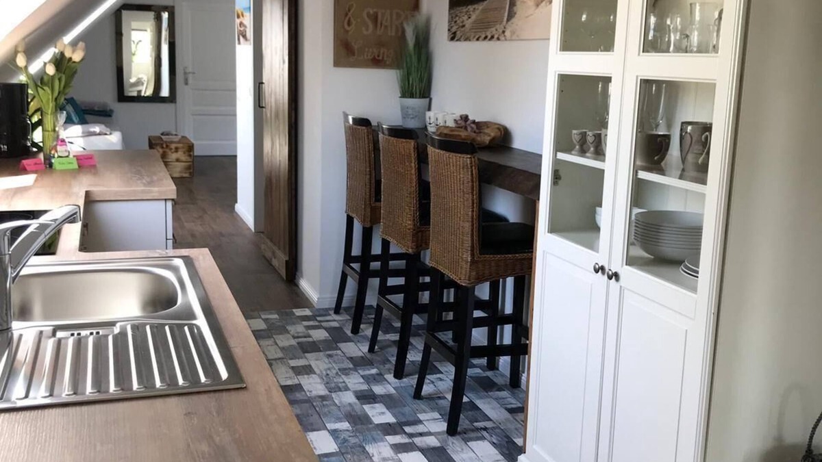 Norddeich House | Holiday flat "Ankerplatz - Zur alten Kutsche"