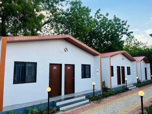 Parbhani Resort | Holiday Fun Park and Resort