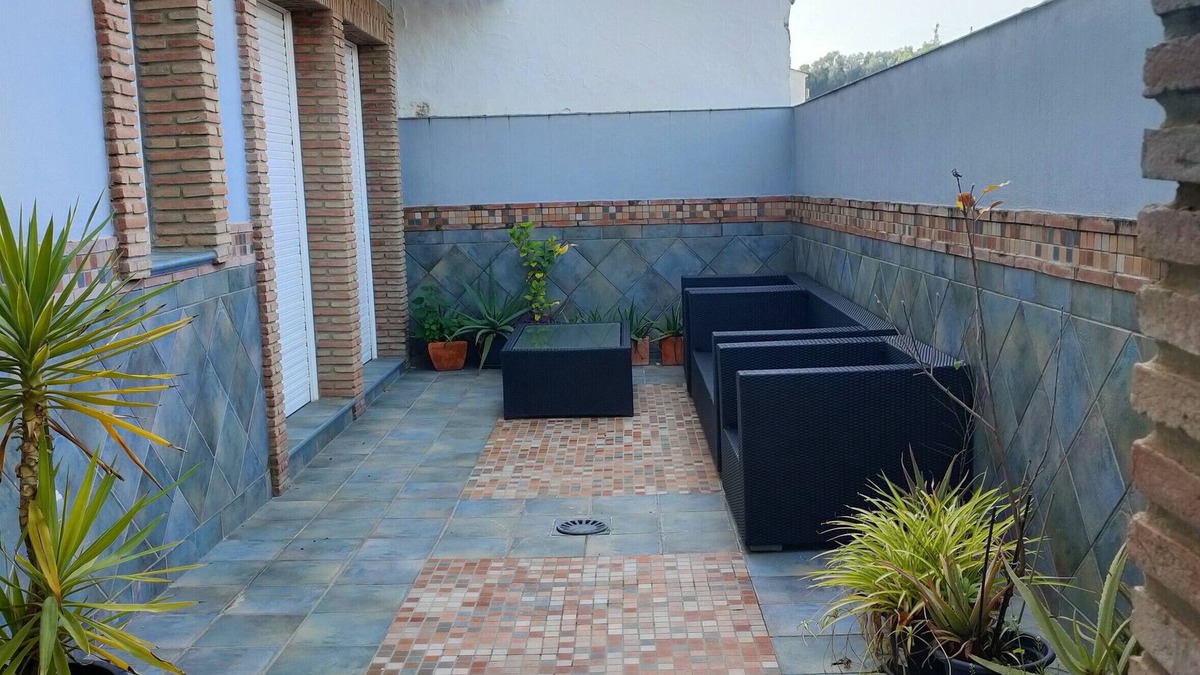 Los Angeles House | Holiday Home 'Pablo Picasso 9' with Mountain View, Wi-Fi and Air Conditioning