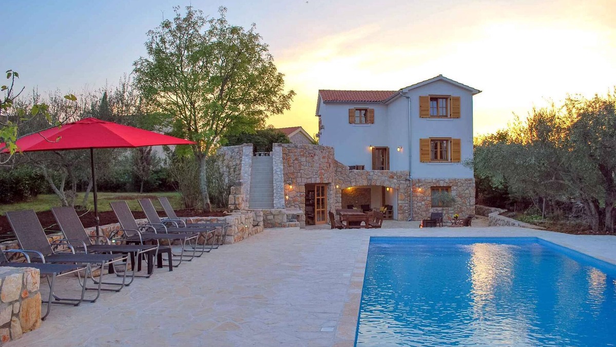 Sveti Ivan Dobrinjski House | Holiday home with pool