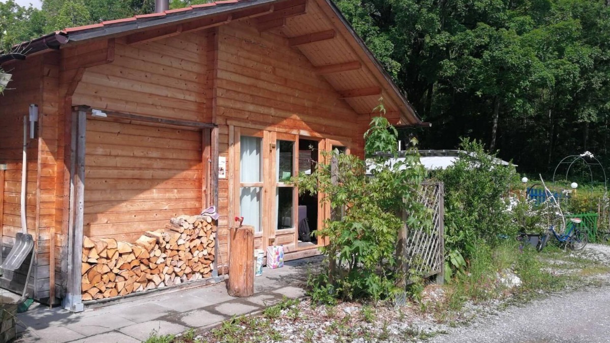 Oberwil im Simmental Ski Chalet | Holiday house Oberwil im Simmental for 1 - 7 persons with 2 bedrooms - Chalet