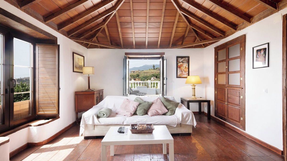 Santa Cruz de la Palma House | Holiday Home 'Velhoco' with Sea View, Private Terrace and Wi-Fi