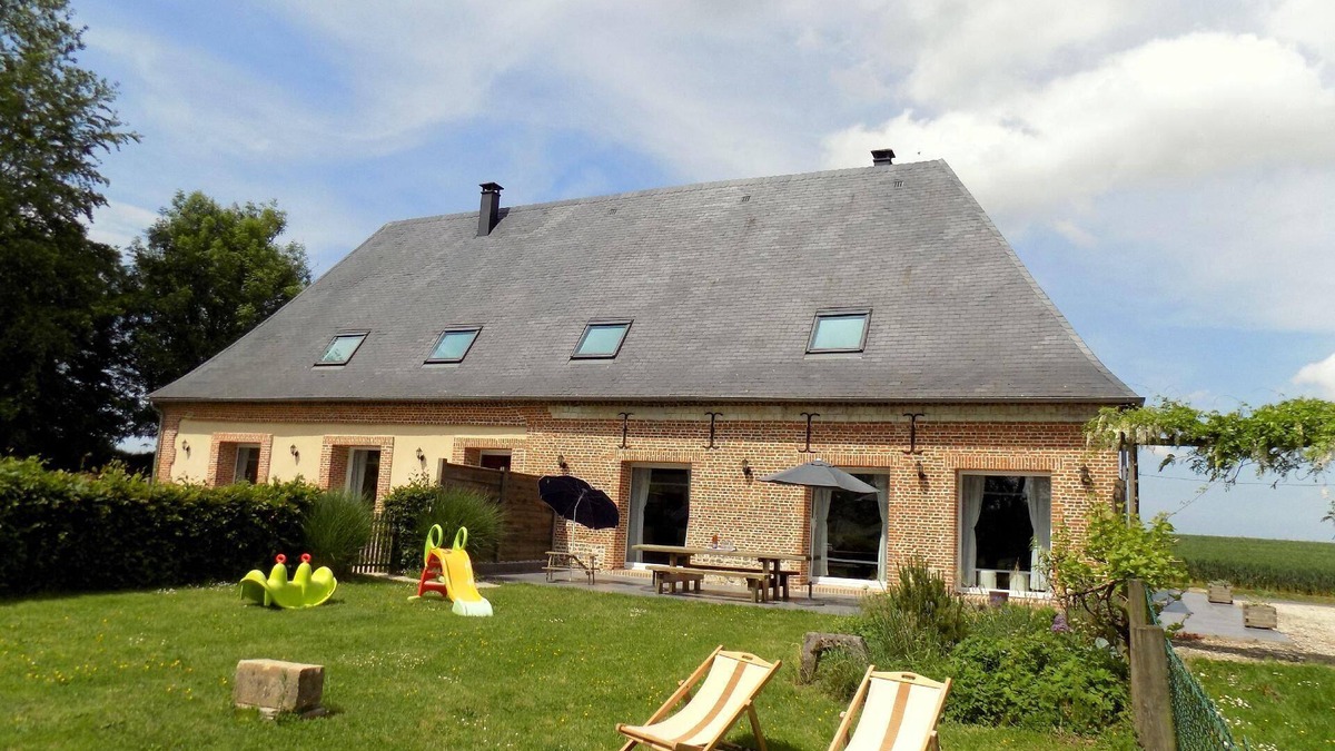 Saint-Crespin House | Holiday house Longueville sur Scie for 1 - 8 persons with 4 bedrooms - Row house
