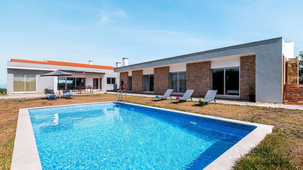 Aldeia Galega House | Holiday Home 'A Casa Da Vagem' with Garden View, Wi-Fi and Air Conditioning