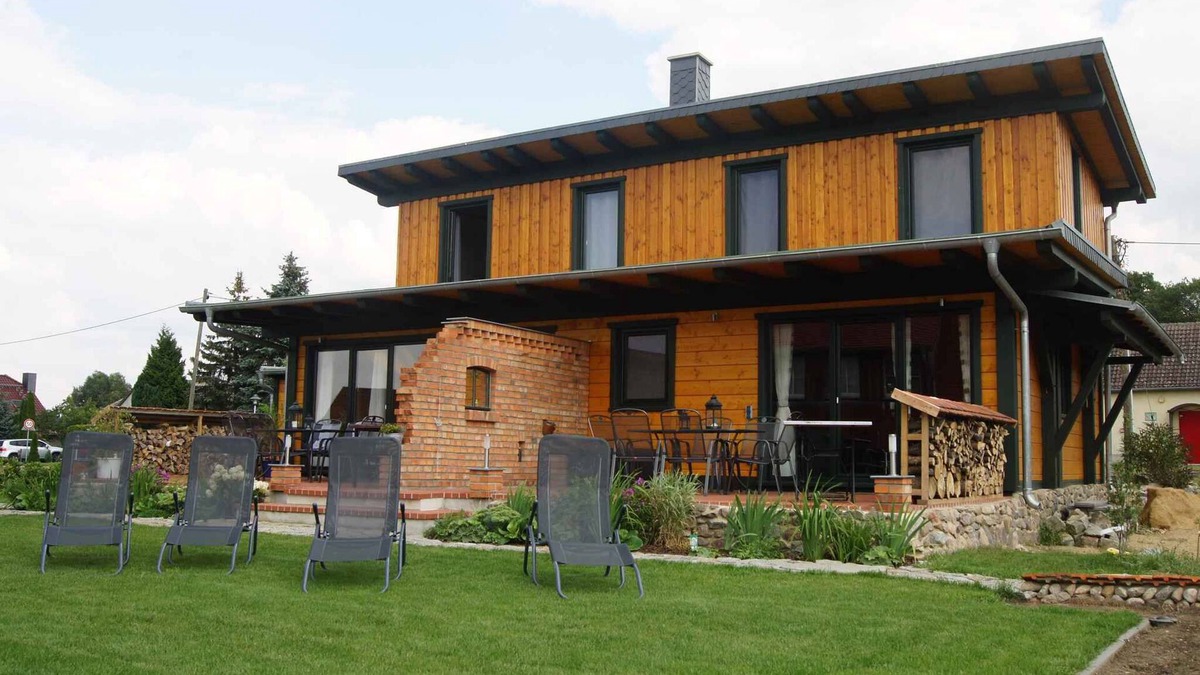 Kummerow House | Holiday home a high standard, just 50 meters to Spree