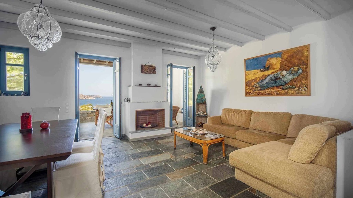 Livadi House | Holiday Home 'Almira' with Private Terrace, Balcony and Air Conditioning